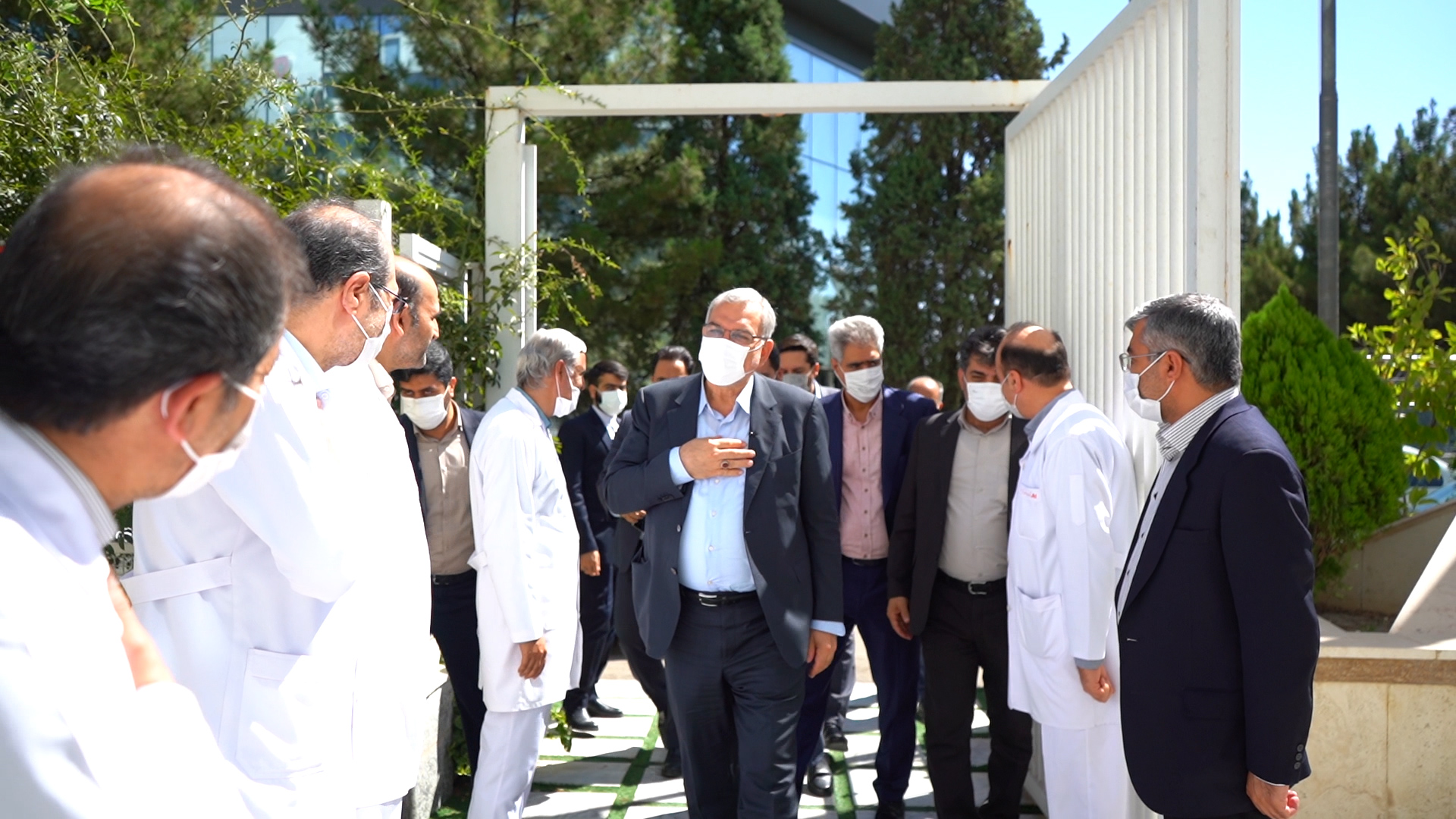 بازدید دکتر عین اللهی وزیر بهداشت، درمان و آموزش پزشکی